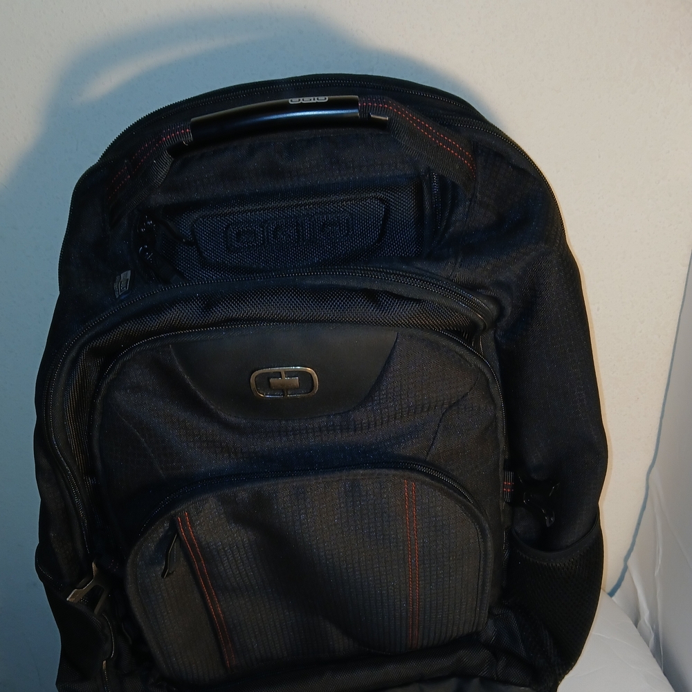 OGIO Airflow Black Laptop Tablet Backpack Multi Compartment - Picture 5 of 10